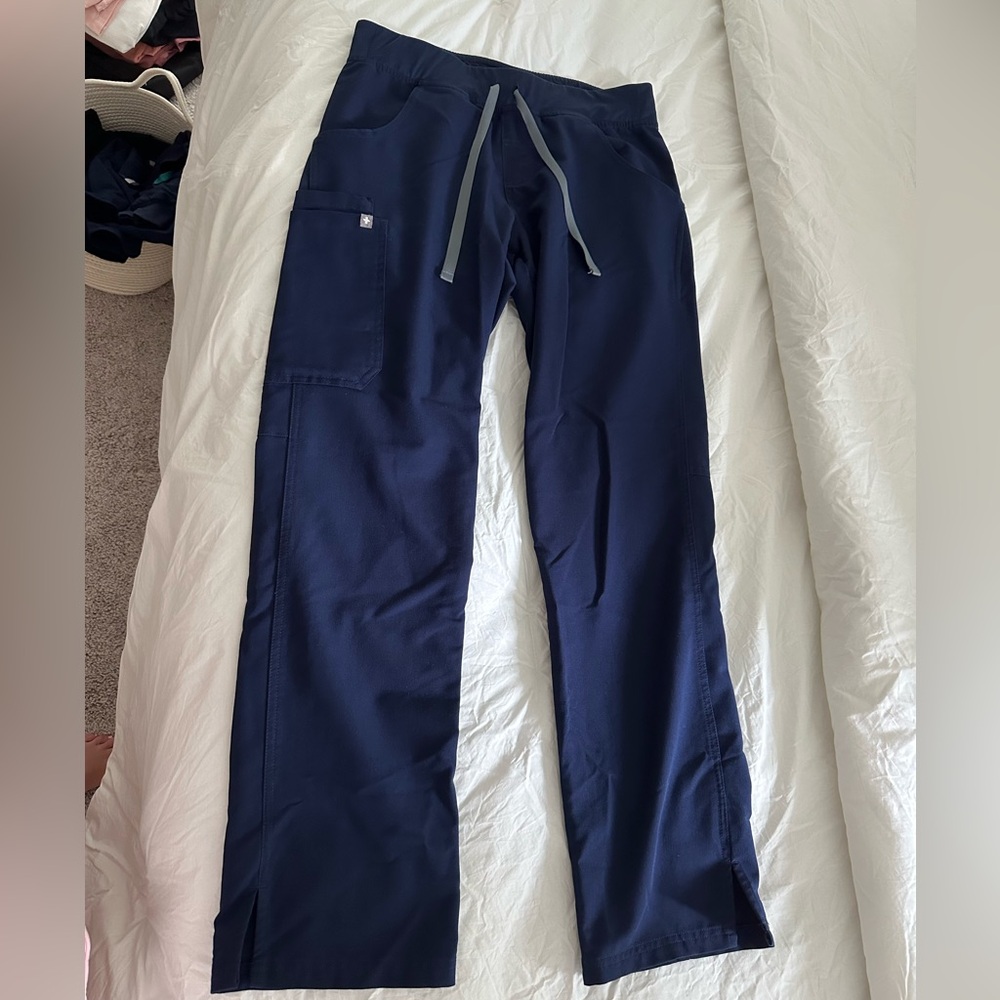 Women’s Figs Navy Blue Flare Pants with Oversized Scrub Top